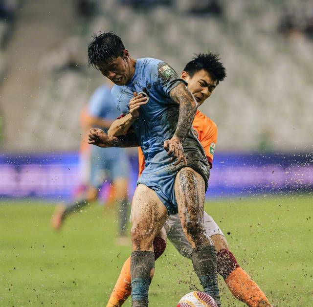 九游体育网页版入口-中超比赛胜负悬念密布，每一场比赛都令人紧张