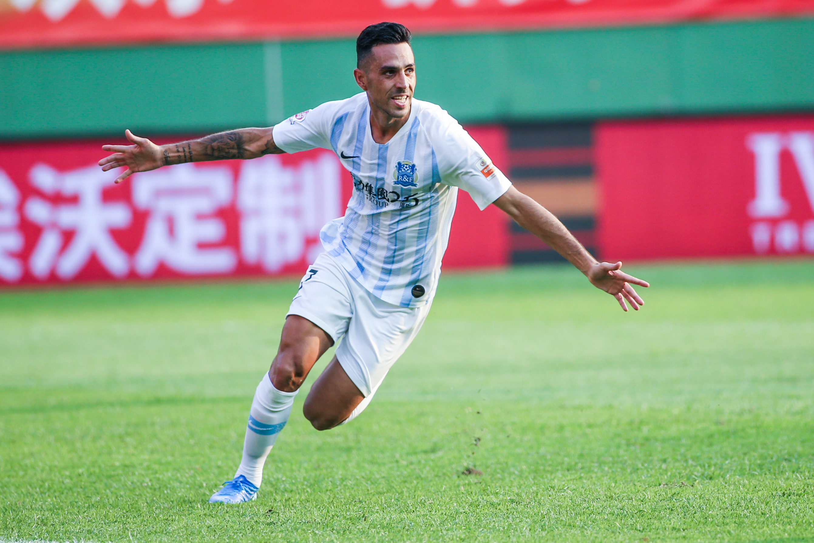 九游体育官网入口-包含广州富力客场不敌武汉卓尔，遭遇连败的词条