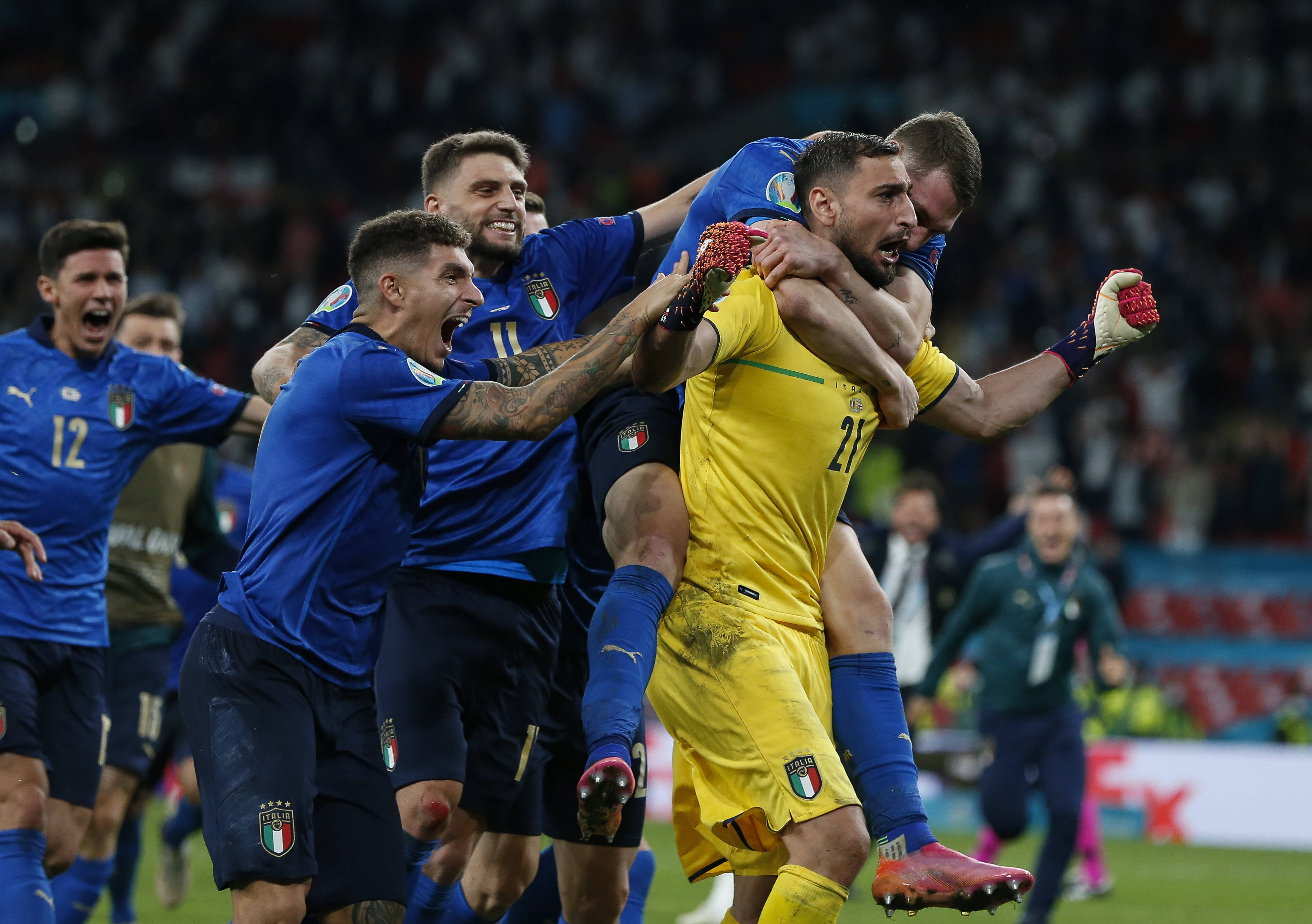 九游体育网页版入口-西班牙队在欧洲赛场上连续爆冷，实力获得证明