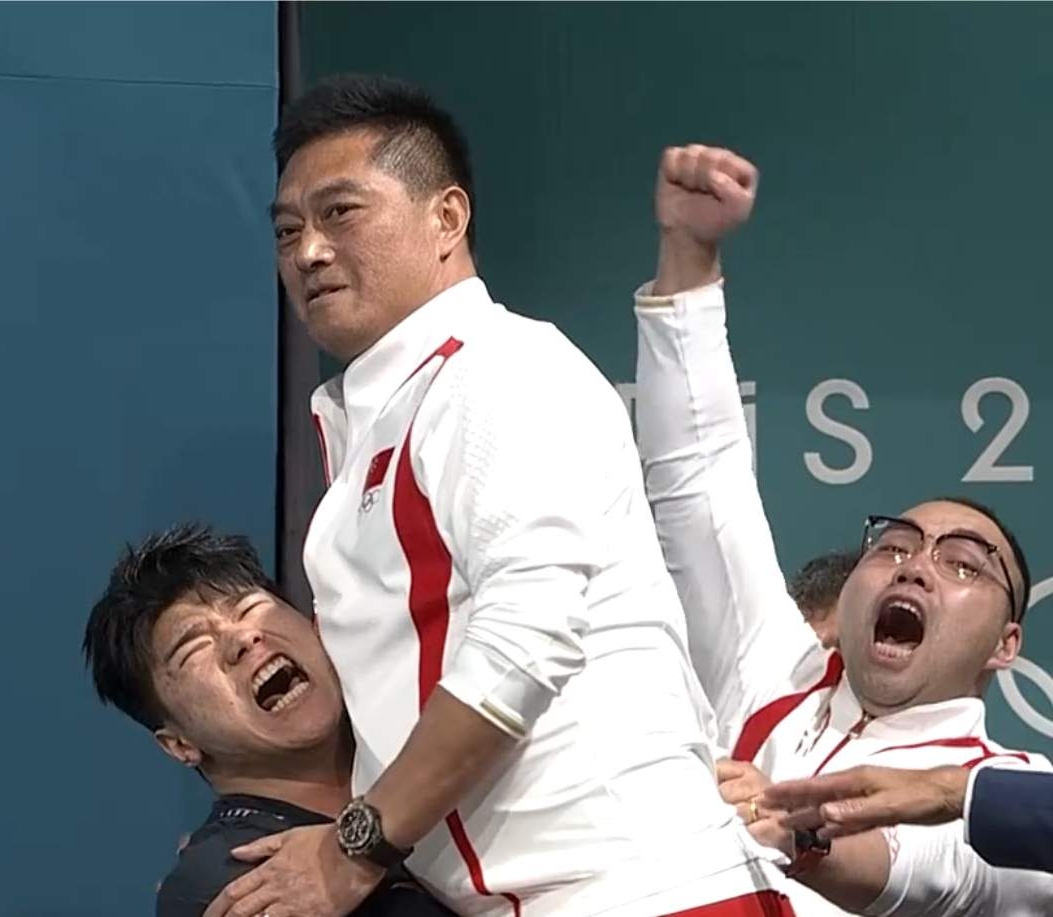 九游体育官方入口-包含紧张刺激的比赛，胜负难料，让人屏息以待的词条