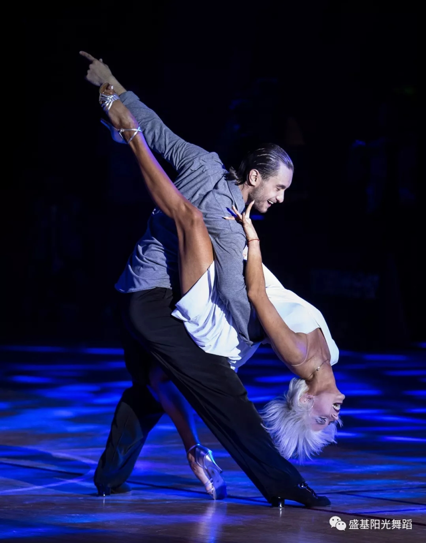 激情澎湃的对决成为焦点话题