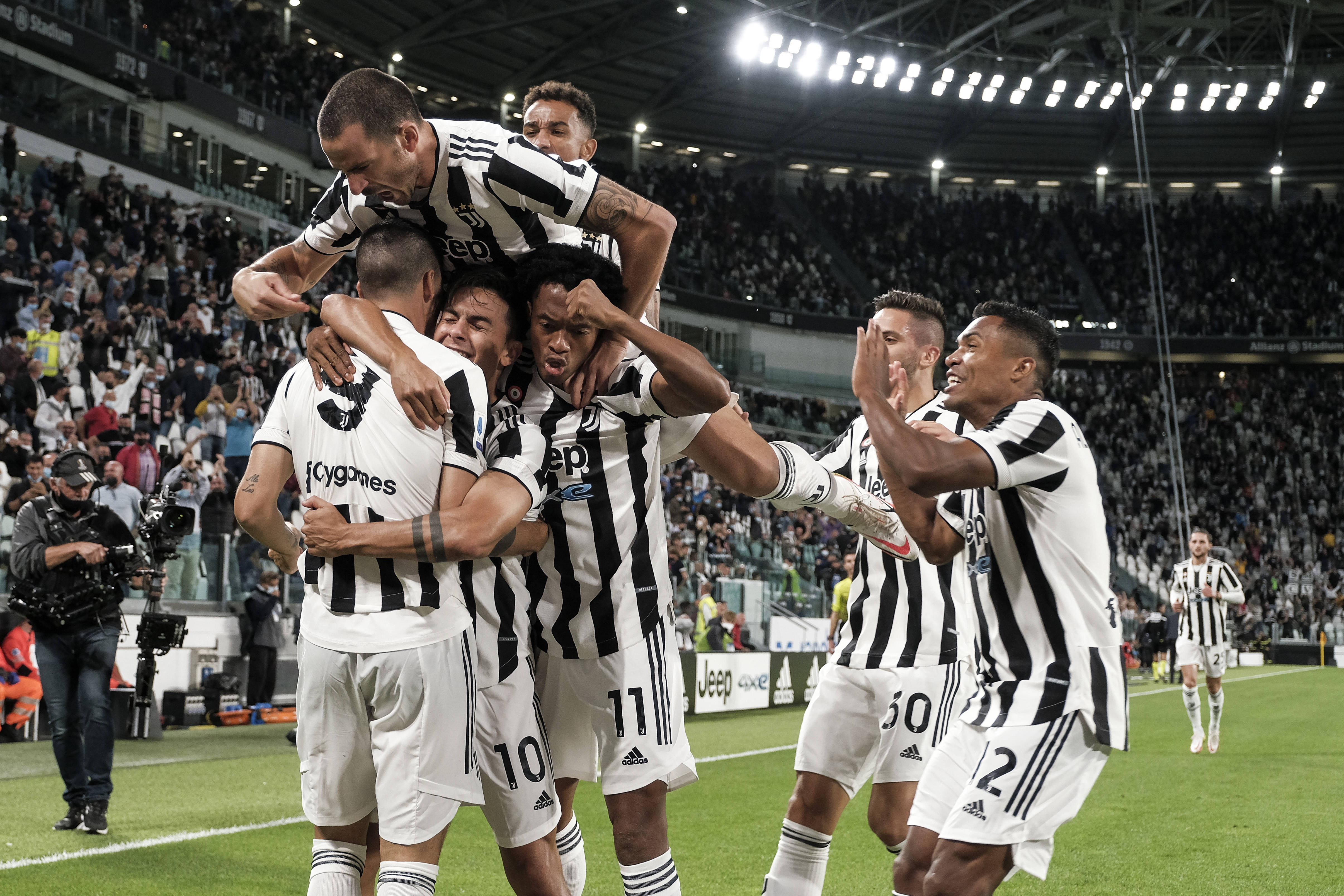 九游体育登录-尤文图斯势不可挡，轻松晋级四强的简单介绍