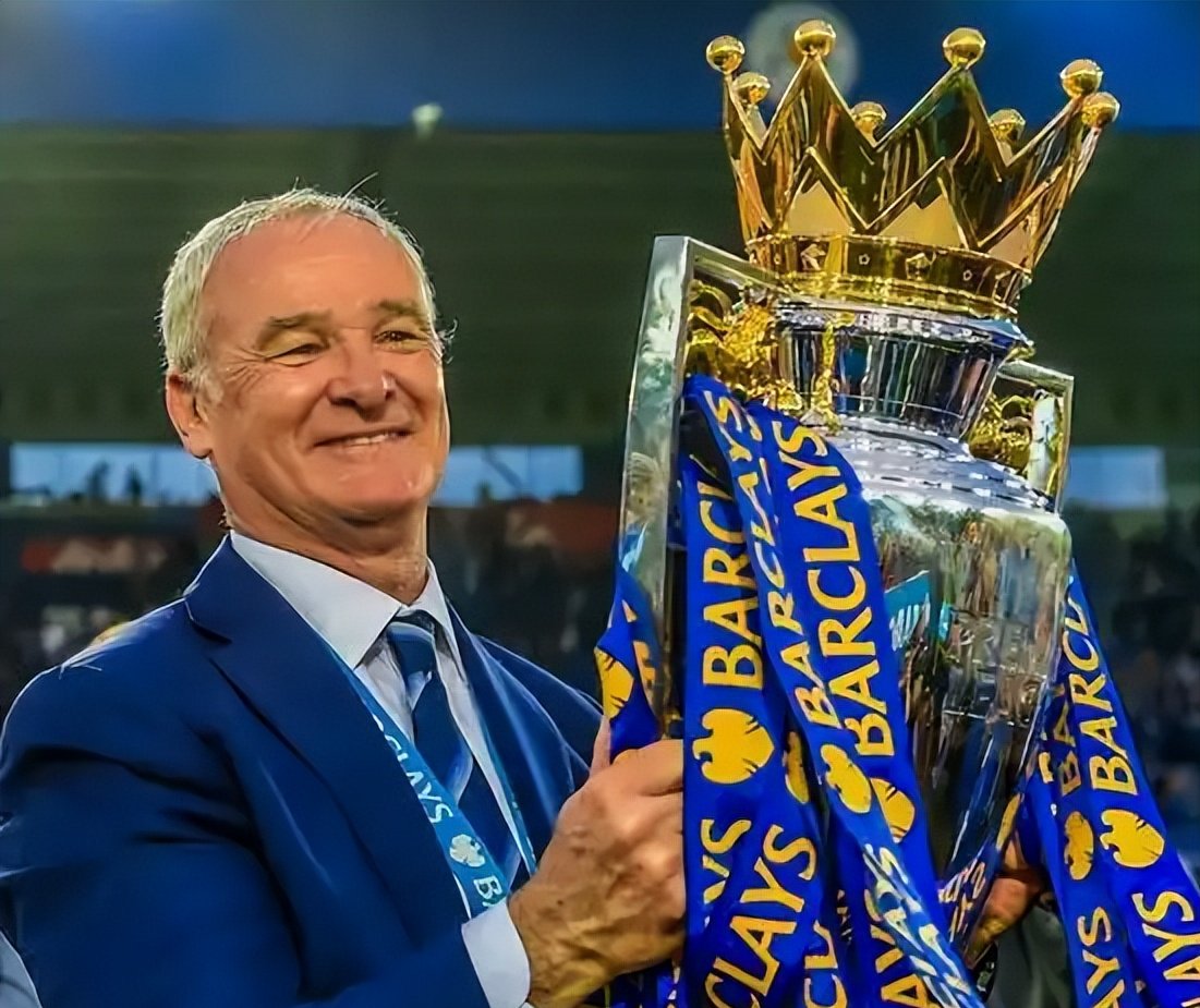 包含罗马城主教练赞扬球员拼搏精神，扬言冲击意大利足球联赛榜首的词条