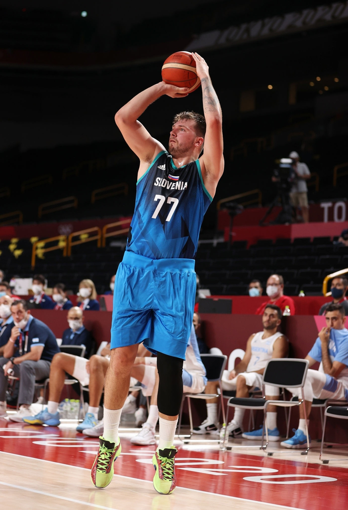 九游体育app下载-包含斯洛文尼亚客场挑战希腊，谁将笑到最后的词条