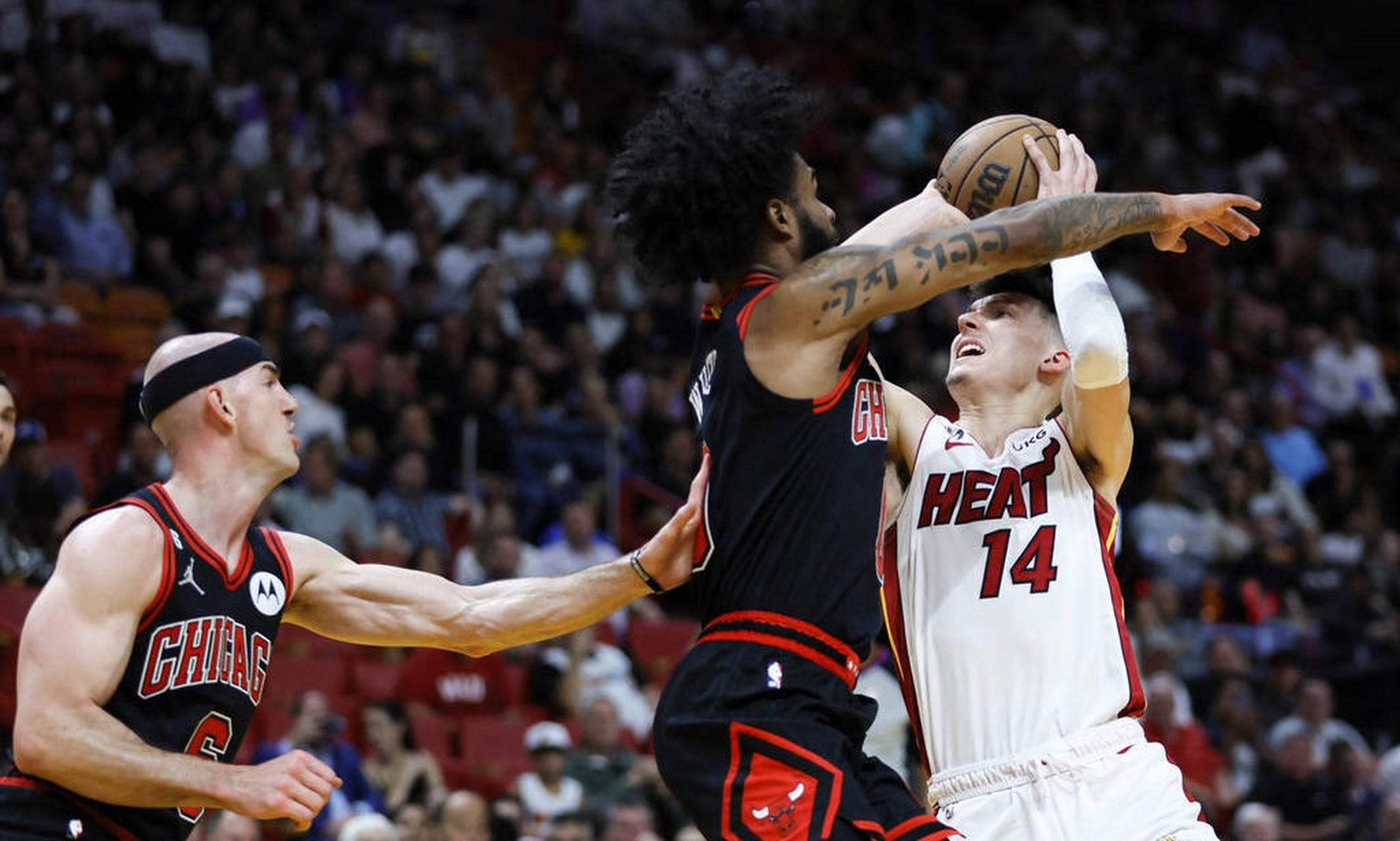 热火击败小牛,巴特勒得分领先全队的简单介绍 热火击败小牛,巴特勒得分领先全队的简单介绍