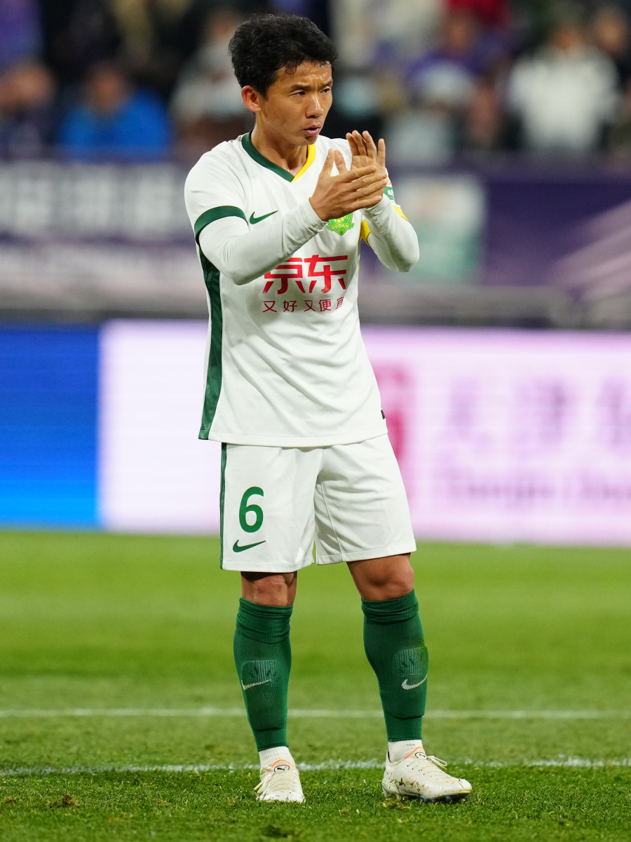 包含北京国安客场击败天津泰达，稳固领先优势的词条